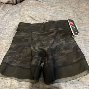 TYR black camouflage swim jammer youth 26